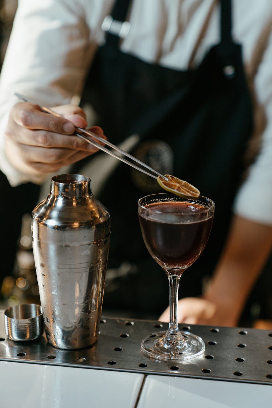 Savona, al via il corso Barman Confcommercio Academy dal 18 maggio