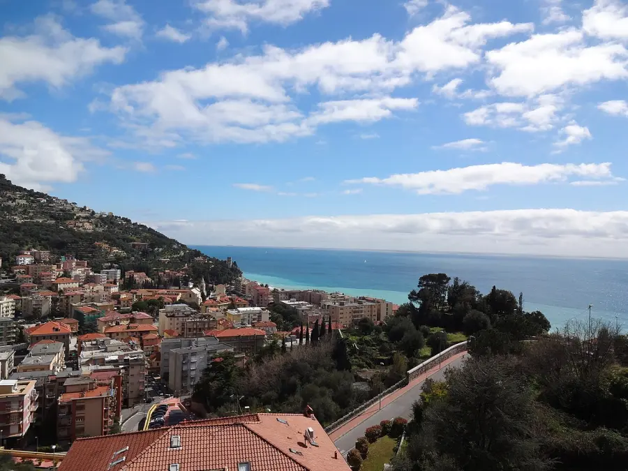 Finale Ligure: paradiso dell'arrampicata sportiva, borghi medievali e spiagge tra le più belle di Liguria