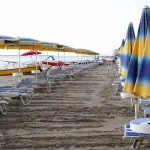 Riviera savonese, accordo tra alberghi e stabilimenti balneari per un turismo più integrato